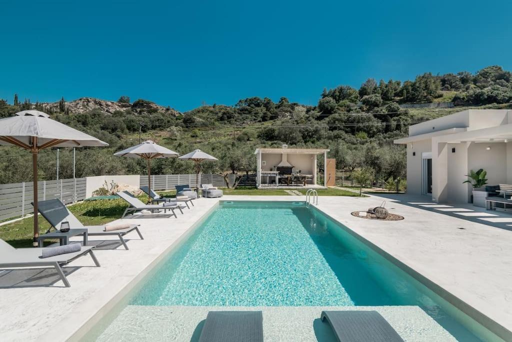 Melissia Luxury Villa Kalamákion Buitenkant foto