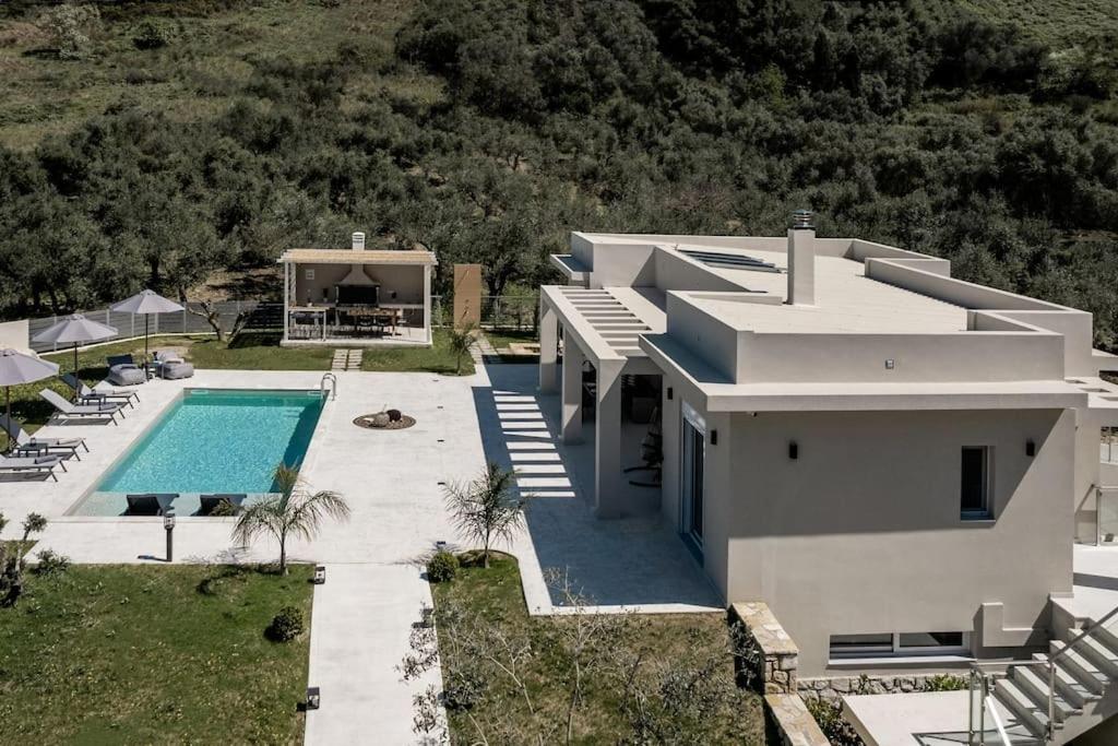 Melissia Luxury Villa Kalamákion Buitenkant foto