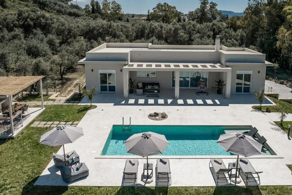 Melissia Luxury Villa Kalamákion Buitenkant foto
